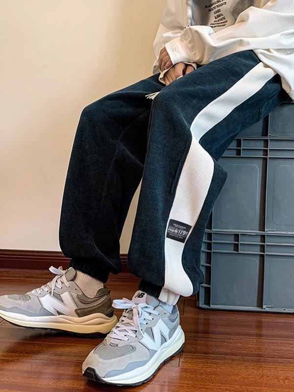 Men's Side Striped Fleece Lined Jogger Pants Product Image