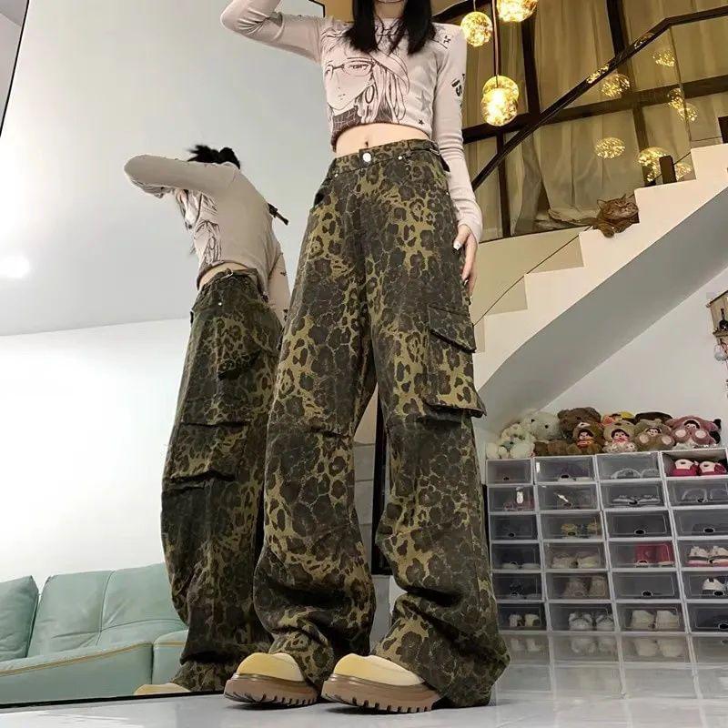 Low Waist Leopard Print Wide Leg Cargo Pants Product Image