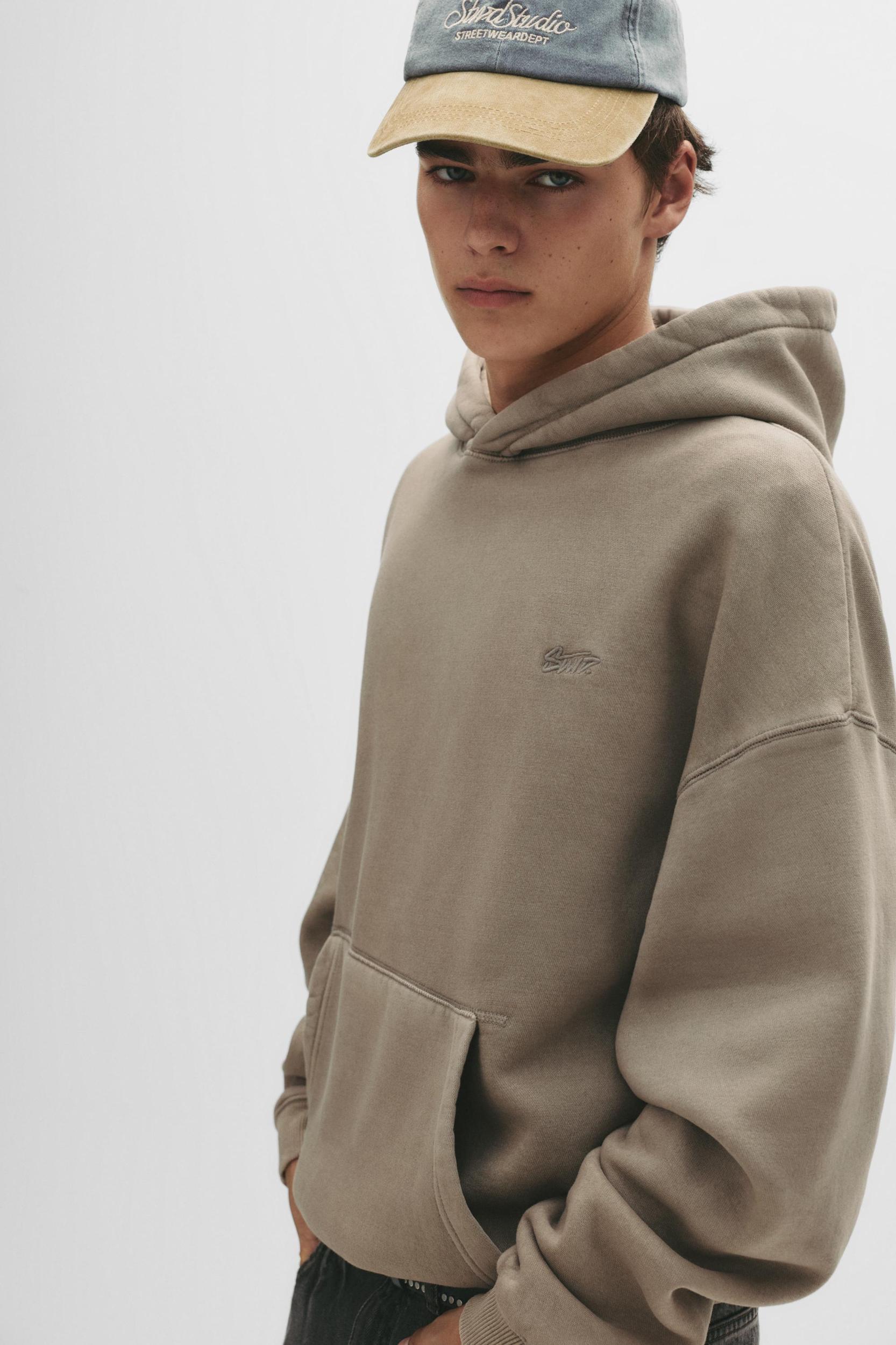 STWD patch hoodie Product Image