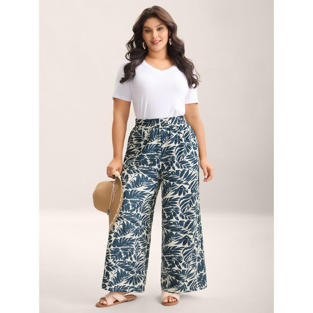 Plus Size Tropical Leaf Print Wide-Leg Pants Women Indigo Resort Wide Leg Mid Rise Vacation Pants BloomChic 14-16/1X Product Image