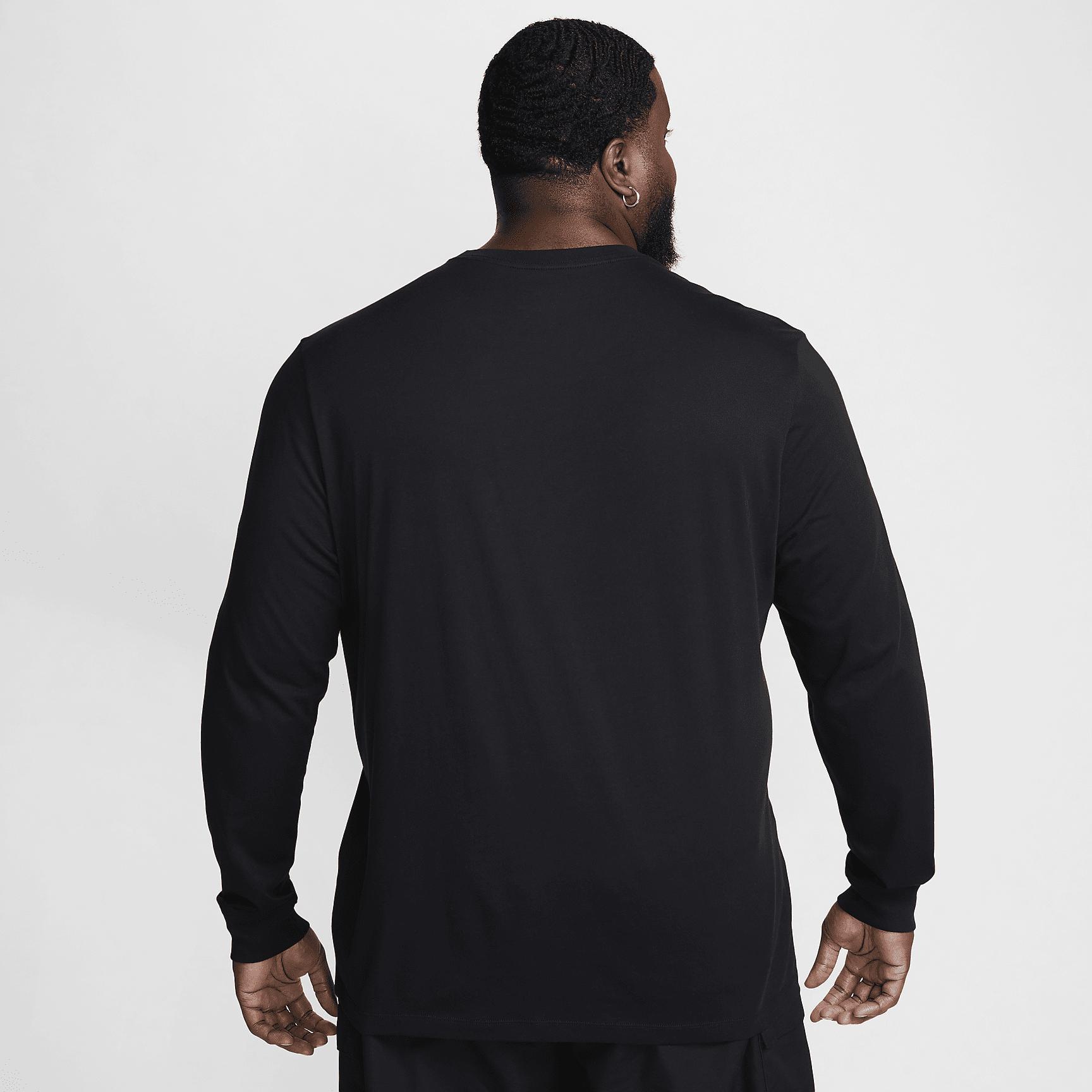 Nike Sportswear Men's Long-Sleeve T-Shirt Product Image