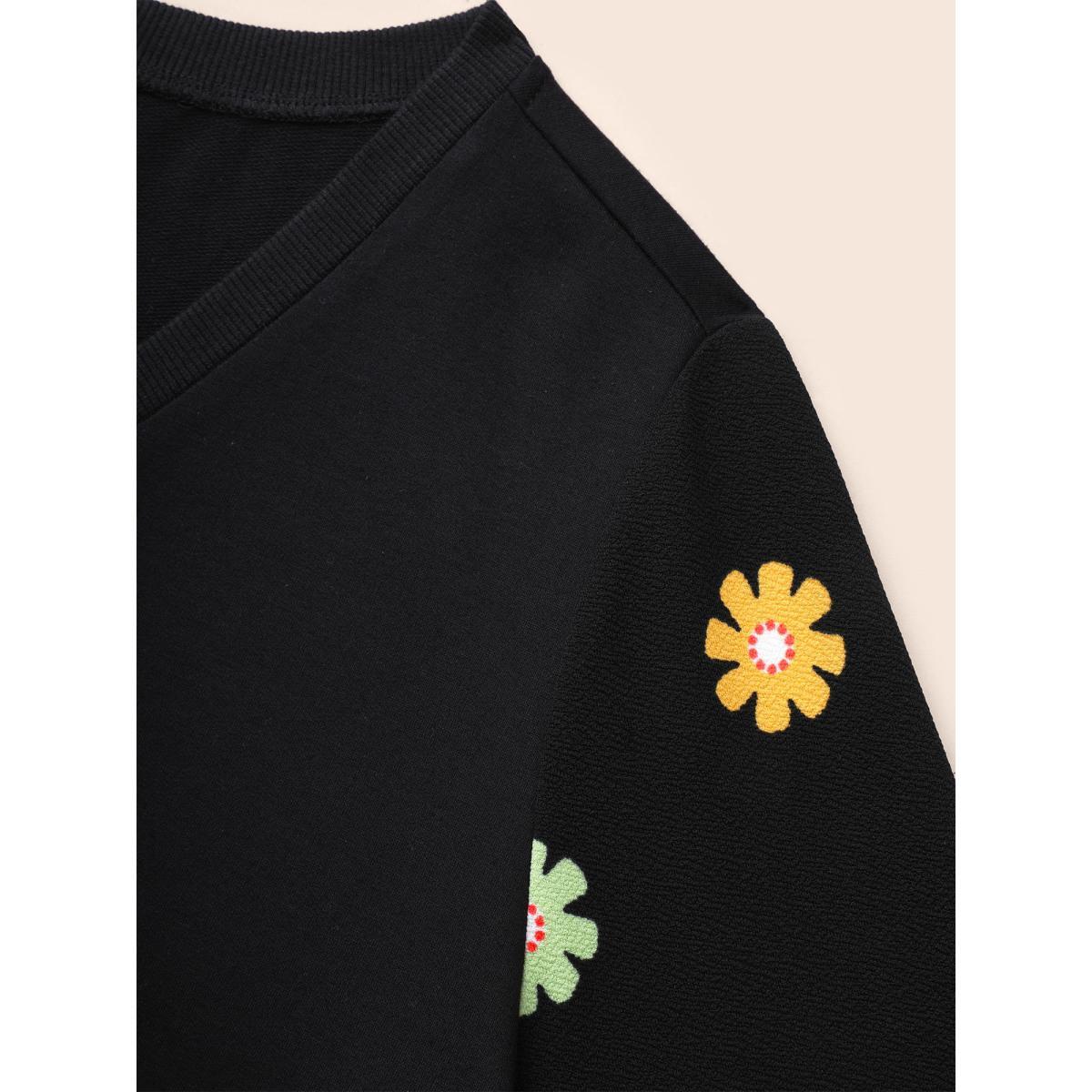 Plus Size V Neck Floral Slightly Stretchy Sweatshirt Women Black Elegant Contrast Non Everyday Sweatshirts BloomChic 18-20/2X Product Image