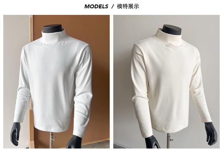 Long-Sleeve Mock Neck Plain Turtleneck T-Shirt Product Image
