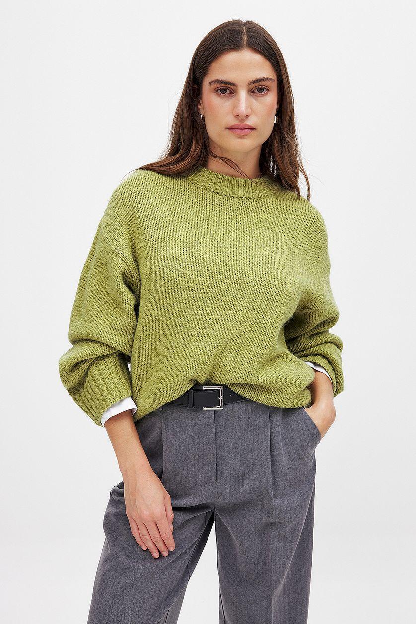 Round Neck Knitted Sweater Blue Product Image