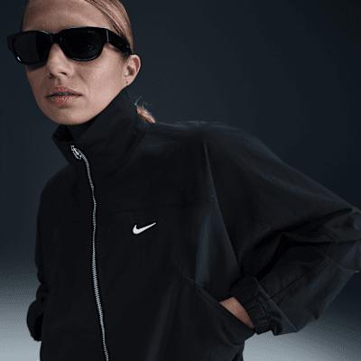 Nike Sportswear Everything Wovens Women's Oversized Repel UV Protection Jacket (Plus Size) Product Image