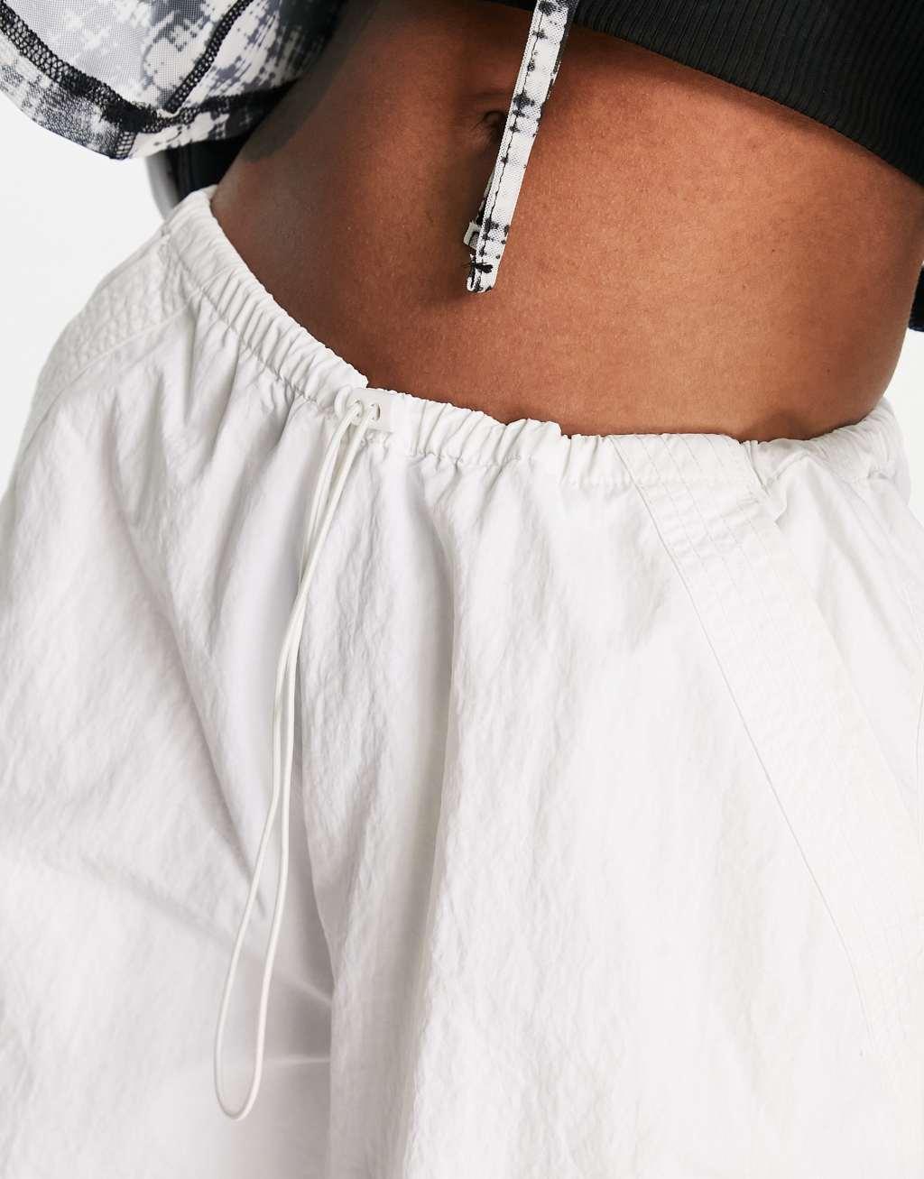 ASOS DESIGN parachute cargo pants Product Image