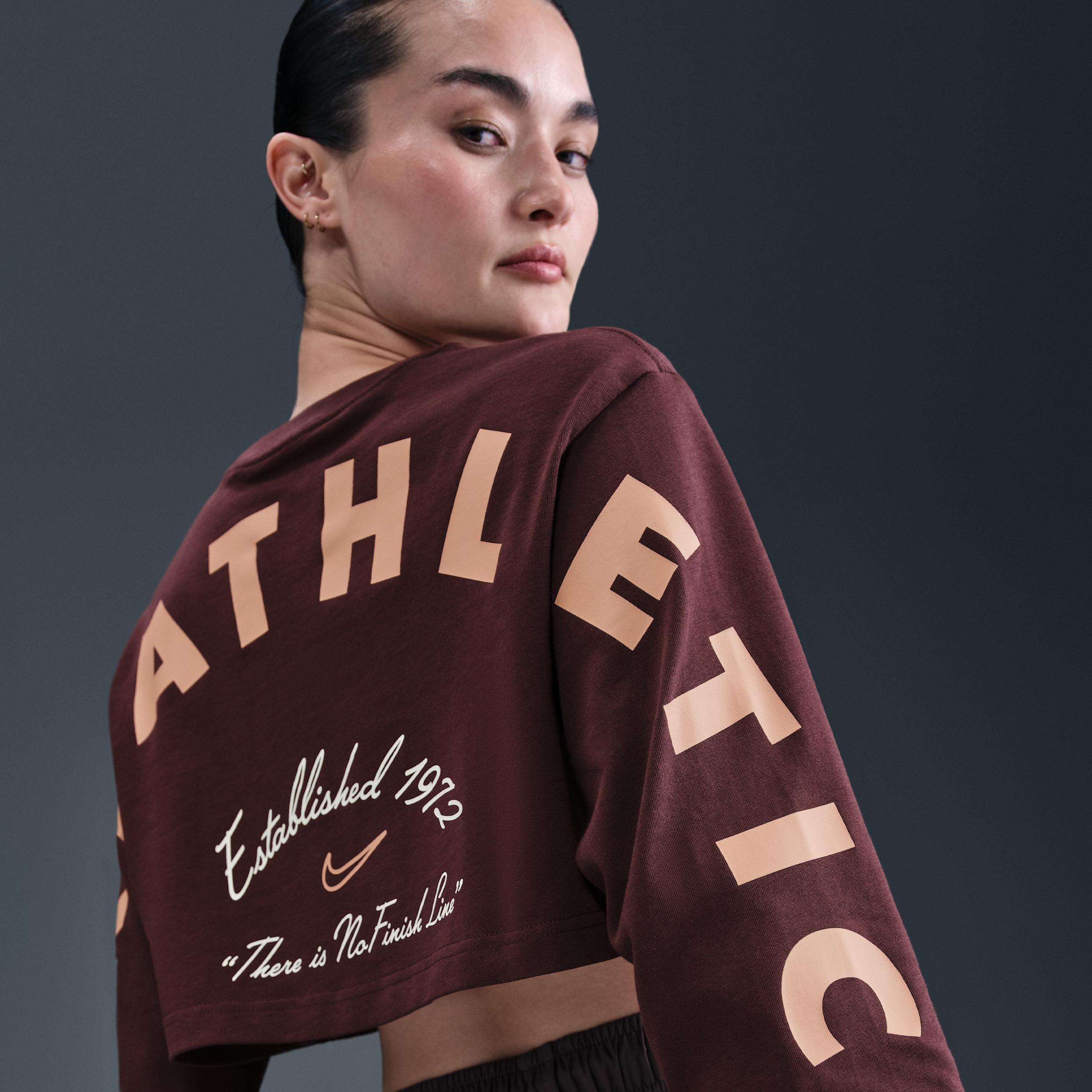 Women's Nike Sportswear Oversized Long-Sleeve Cropped T-Shirt Product Image