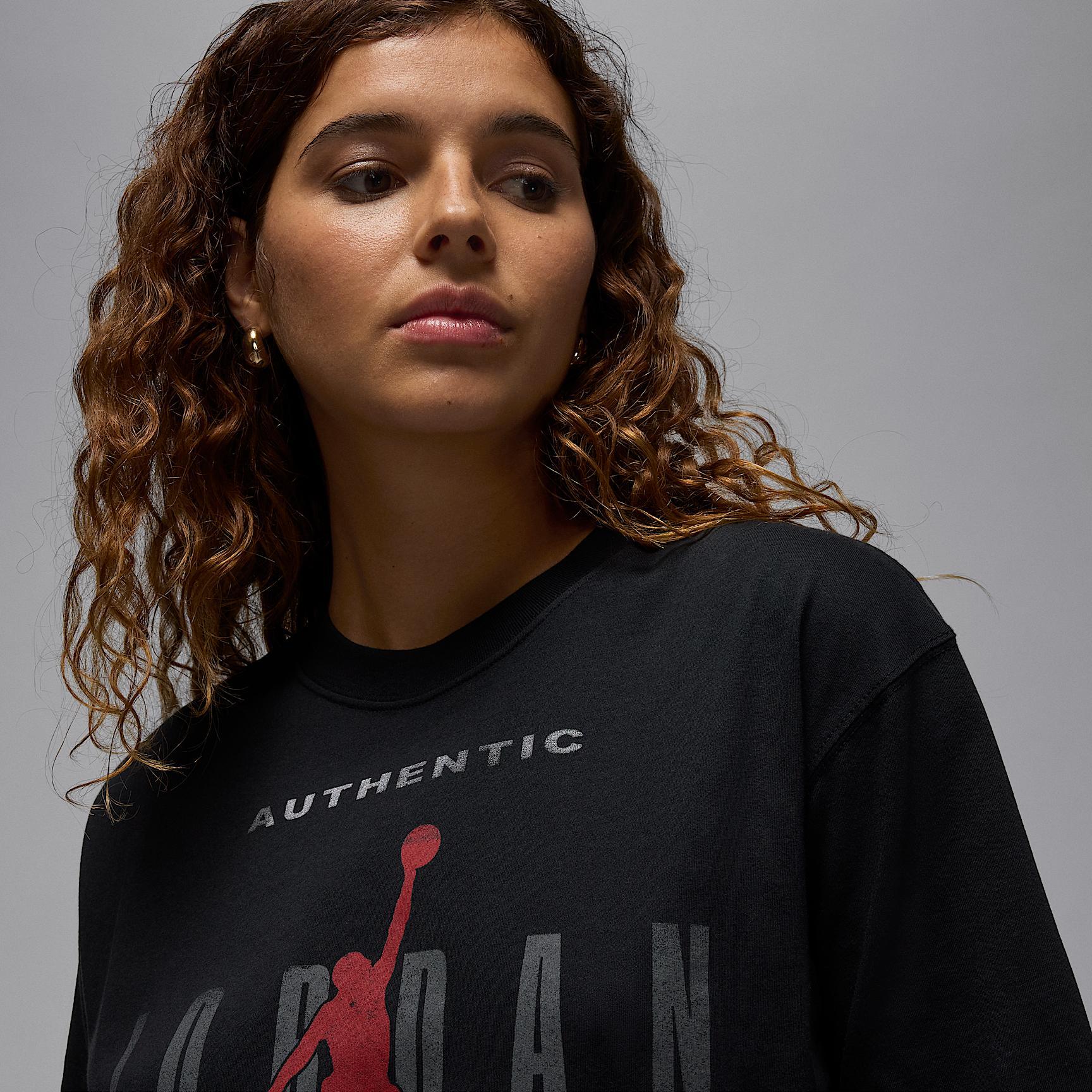 Women's Jordan Flight Graphic T-Shirt Product Image