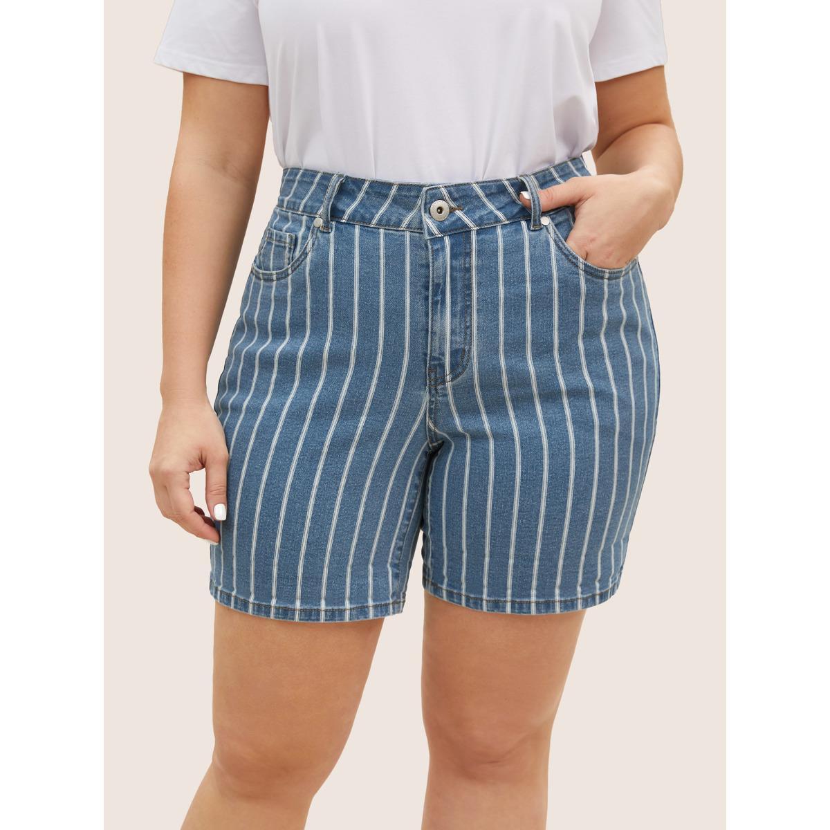 Plus Size Striped Roll Hem Light Wash Denim Shorts Women Denimblue Roll Hem High stretch Everyday Slanted pocket Casual Denim Shorts BloomChic 14/1X Product Image