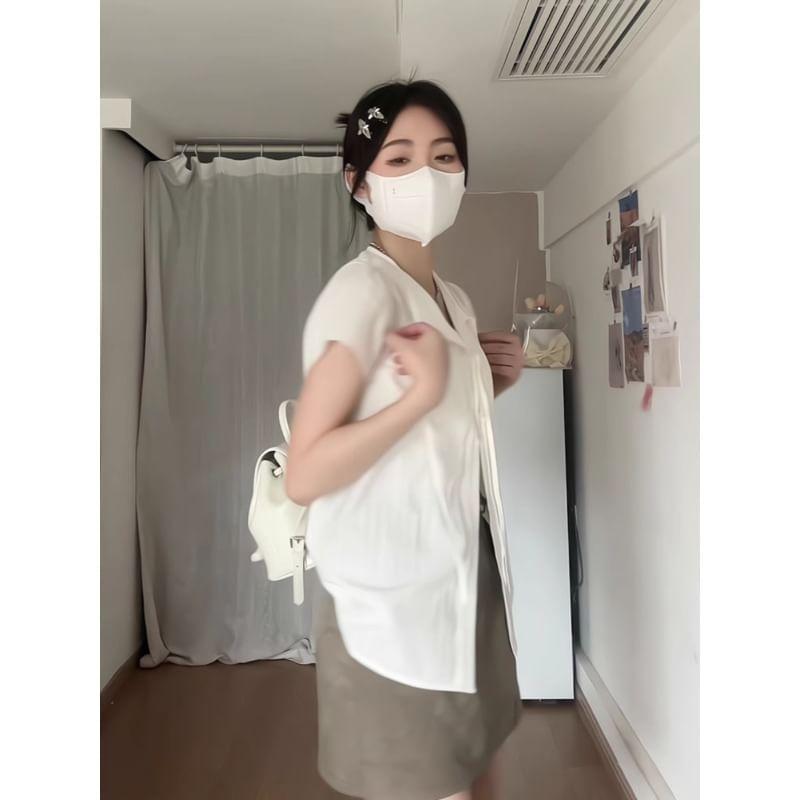 Short-Sleeve Plain Blouse Product Image