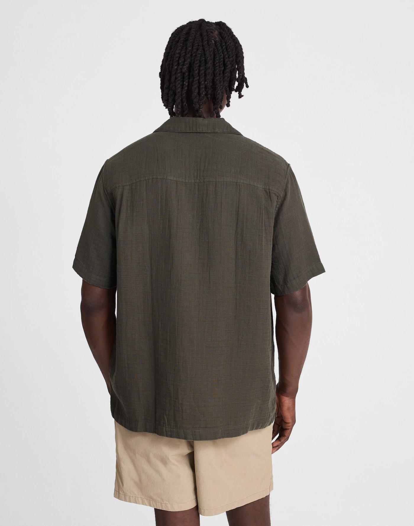 Indigo-Dyed Short-Sleeve Button-Up Shirt Product Image