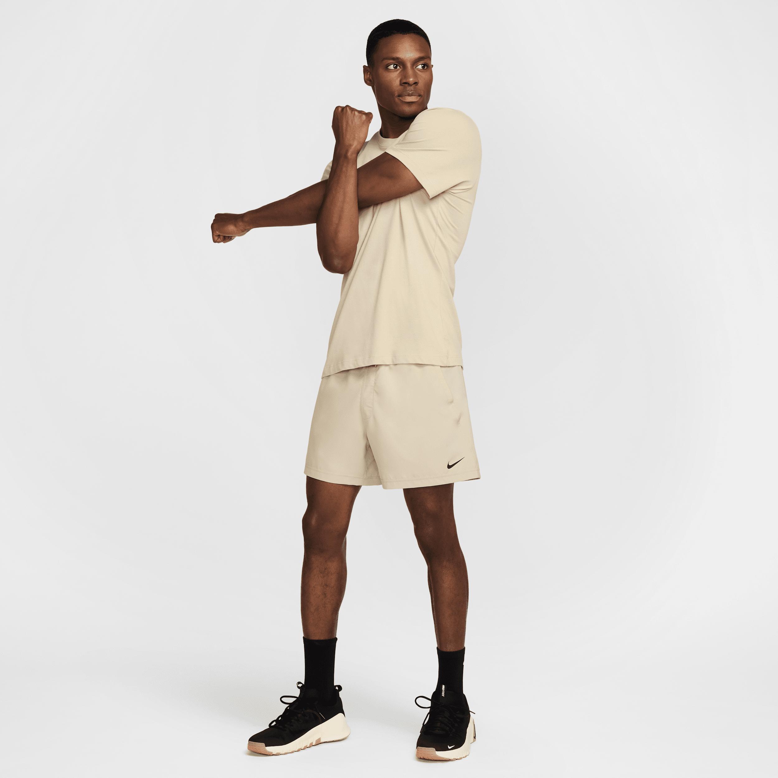 Nike Men's Form Dri-FIT 5" Unlined Versatile Shorts Product Image
