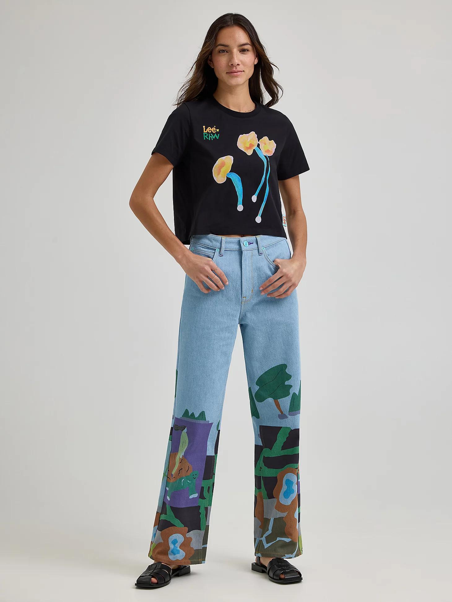 Women's Lee® x Ruohan Wang Crop Flower Tee | Women's Tees | Lee® Product Image