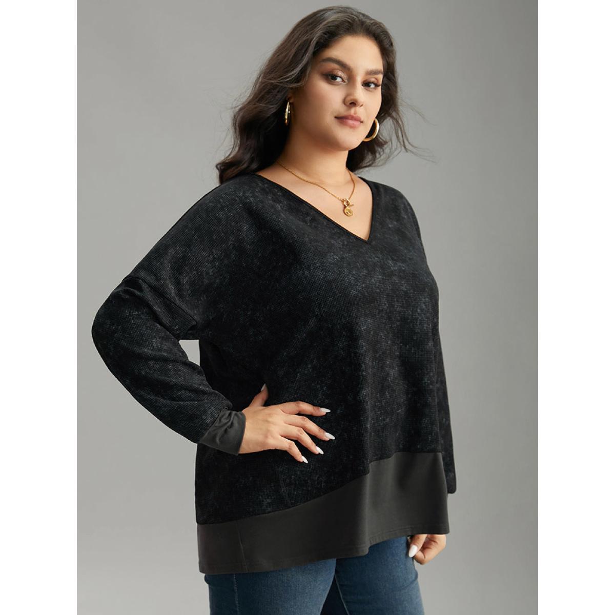Plus Size Colorblock Waffle Knit Patchwork T-shirt DimGray Women Casual Waffle Knit Patchwork Round Neck Dailywear T-shirts BloomChic 28/5X Product Image