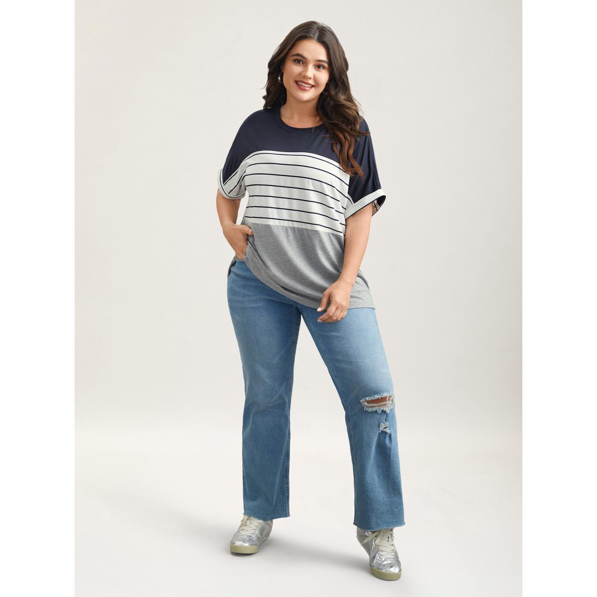 Plus Size Color-Block Stretchy Stripes T-Shirt DarkBlue Women Casual Contrast Round Neck Everyday T-shirts BloomChic 28/5X Product Image
