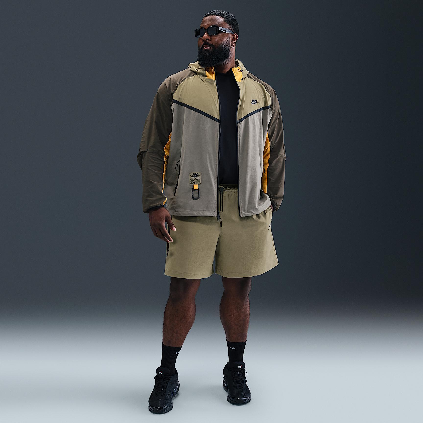 Nike Tech Men's Woven Shorts Product Image
