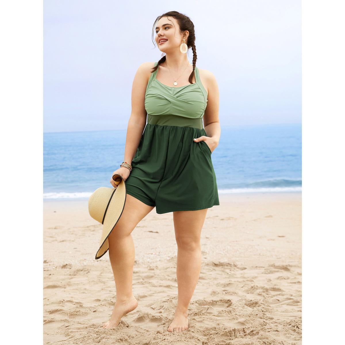 Plus Size Patchwork Contrast Crossover One Piece Swimsuit Women's Swimwear LightGreen Beach Twist Curve Bathing Suits High stretch One Pieces BloomChic 12/L Product Image