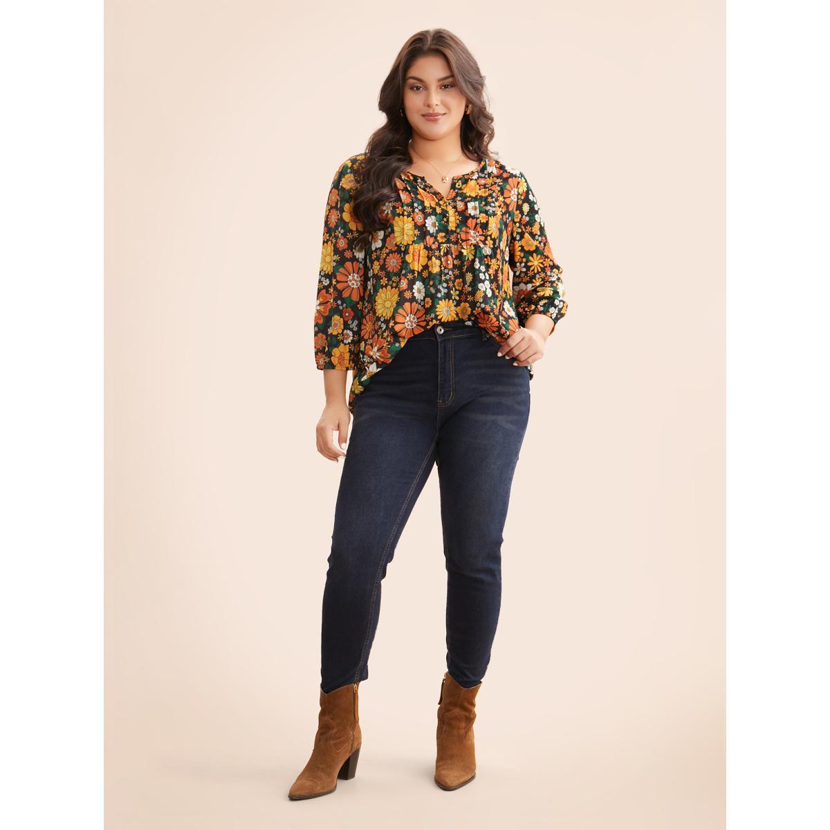 Plus Size Multicolor Natural Flowers Lantern Sleeve Pleated Blouse Women Elegant Elbow-length sleeve Flat collar with V-notch Everyday Blouses BloomChic 12/L Product Image