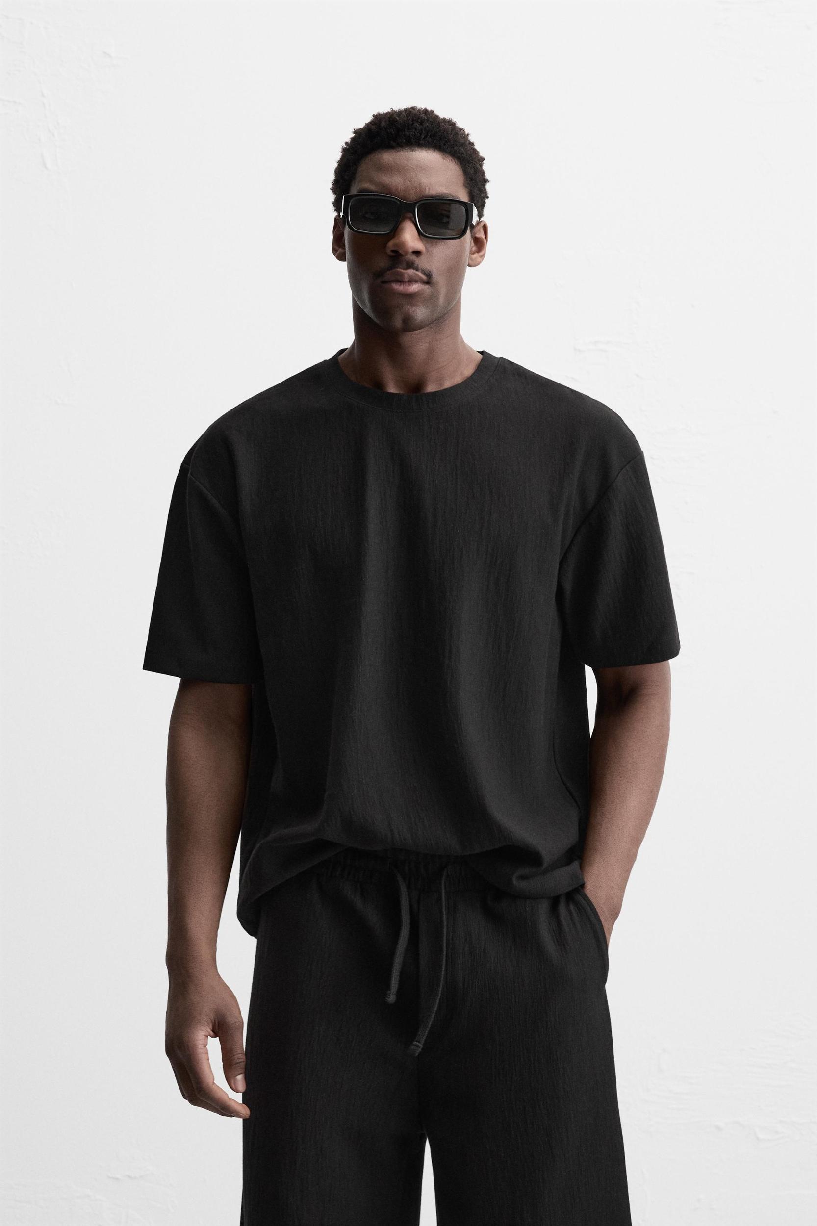 RELAXED FIT STRUCTURED T-SHIRT Product Image
