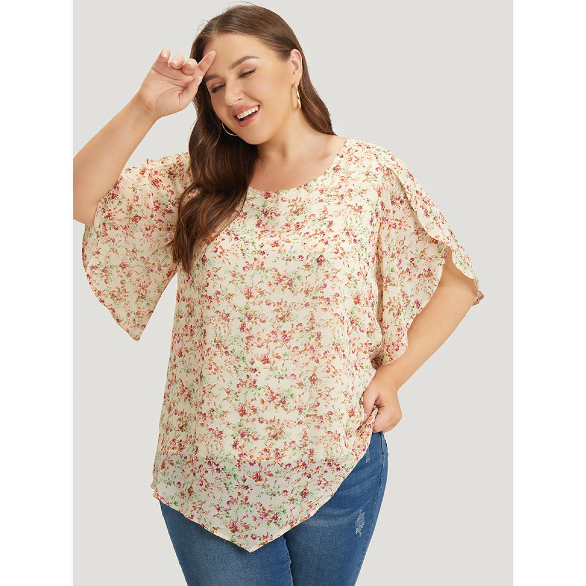 Plus Size White Ditsy Floral Split Petal Sleeve Crew Neck Blouse Women Elegant Short sleeve Round Neck Dailywear Blouses BloomChic 28/5X Product Image