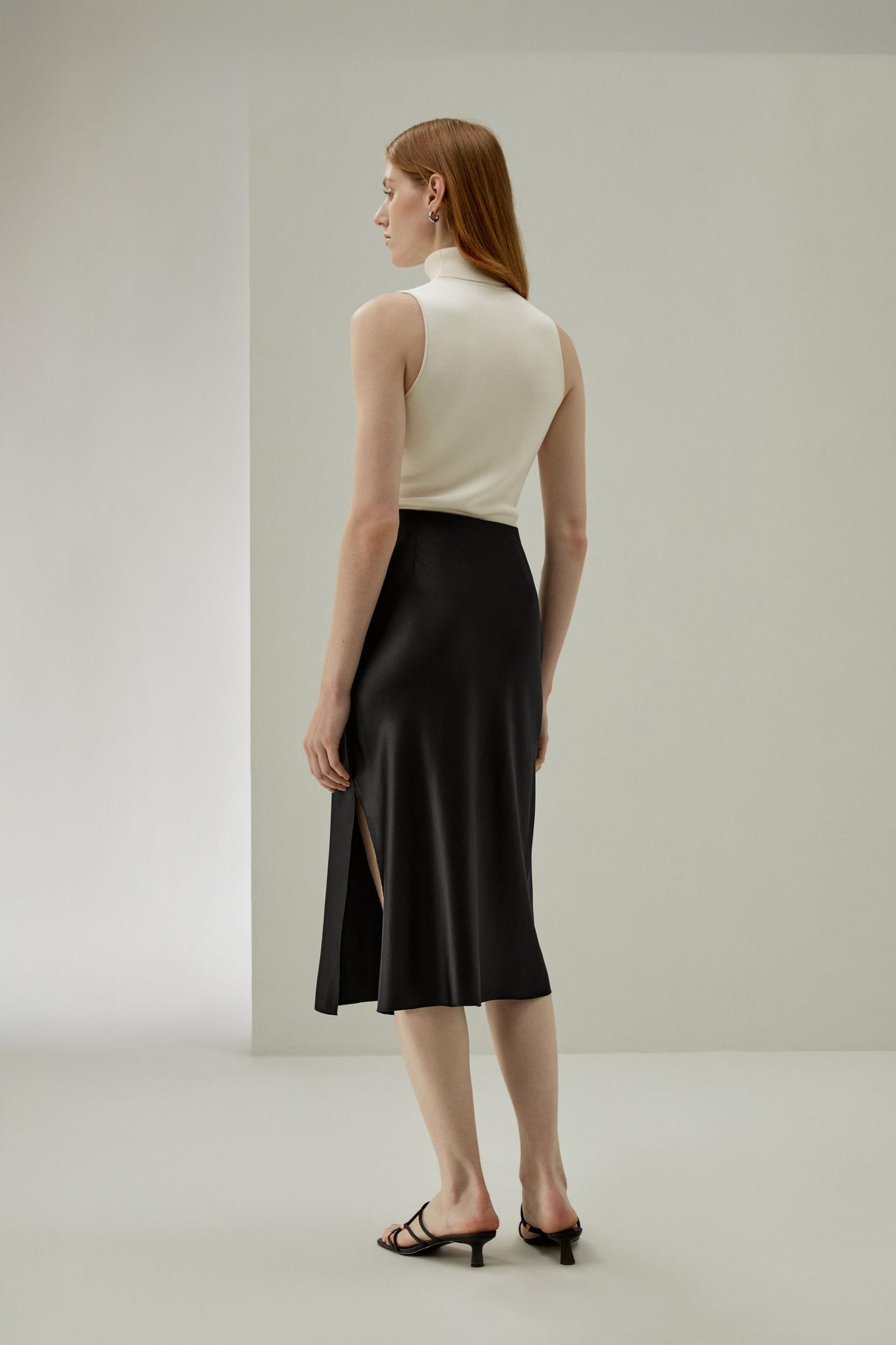 Minimalist Aesthetic Silk Poppy Skirt Product Image