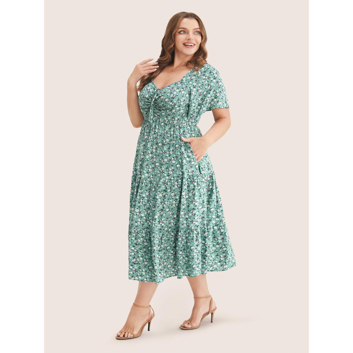 Plus Size Ditsy Floral Sweetheart Drawstring Pocket Tiered Dress Mint Women Elegant Non V-neck Short sleeve Curvy Midi Dress BloomChic 10/M Product Image
