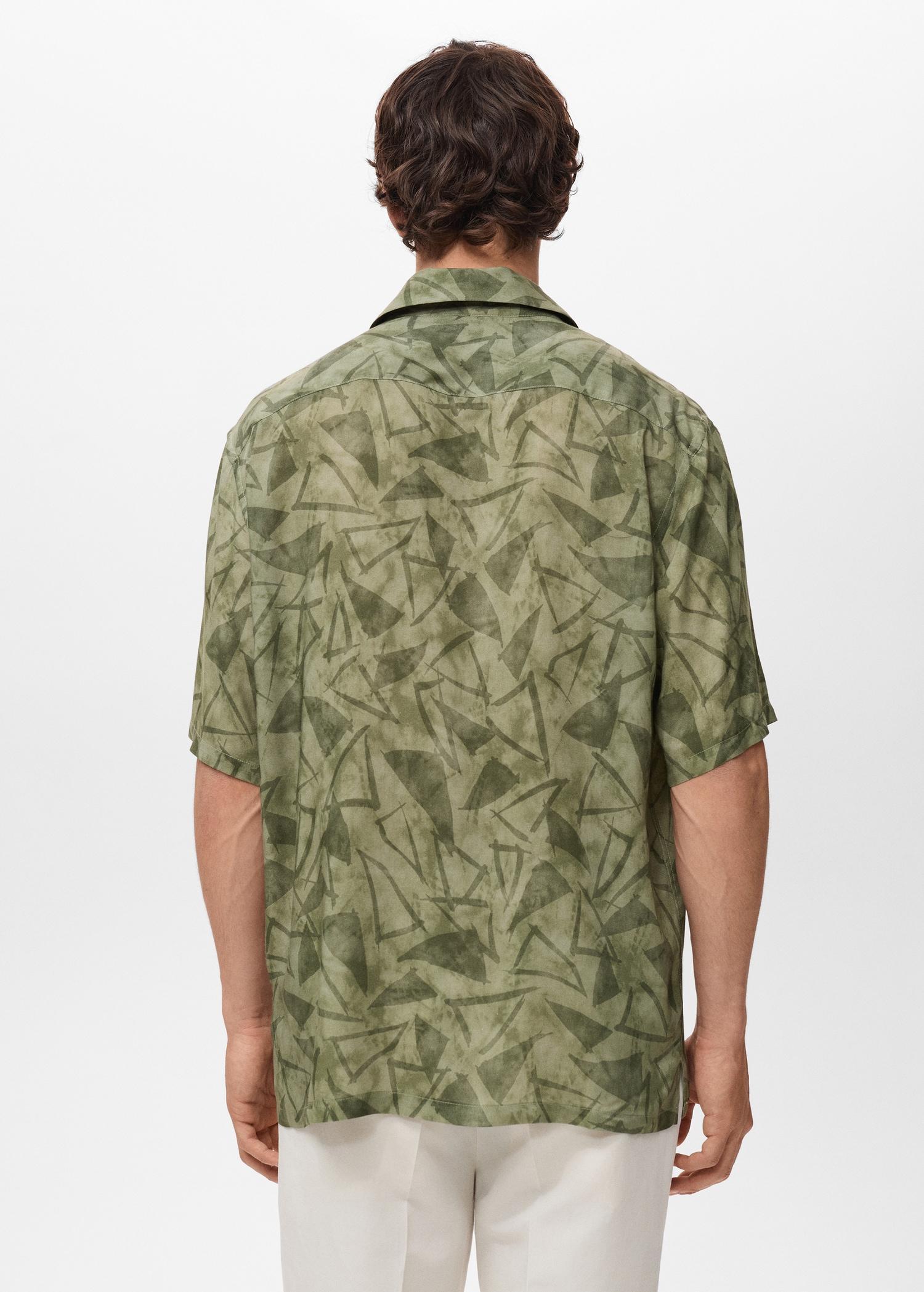 Printed bowling shirt - Men | MANGO USA Product Image