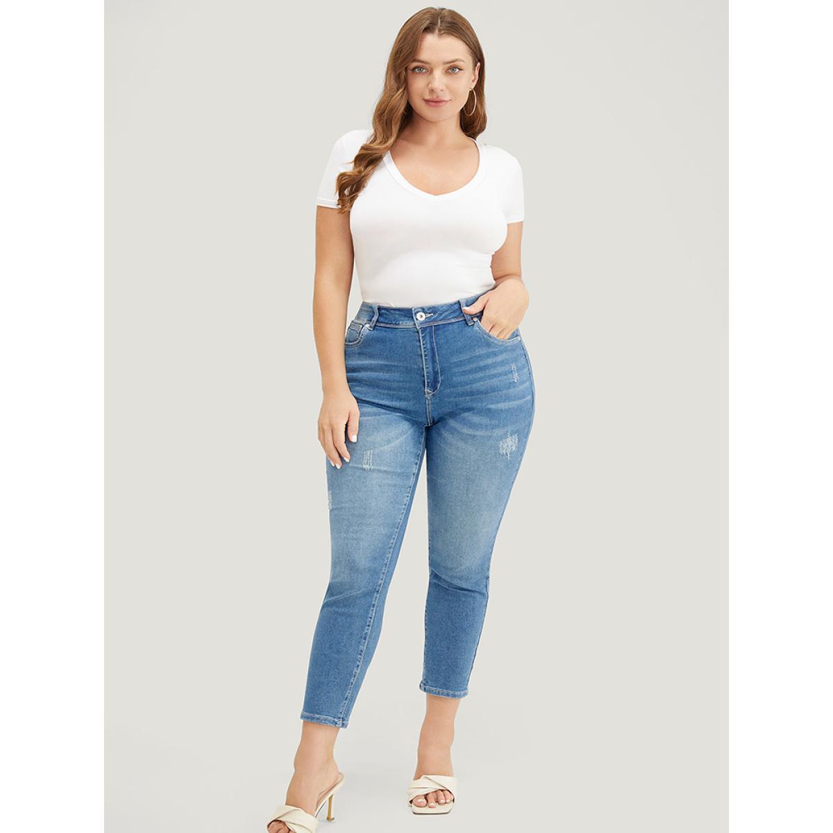 Plus Size Moderately Stretchy High Rise Dark Wash Cropped Jeans Women DarkBlue Casual Plain Medium stretch Pocket Jeans BloomChic 12/L Product Image