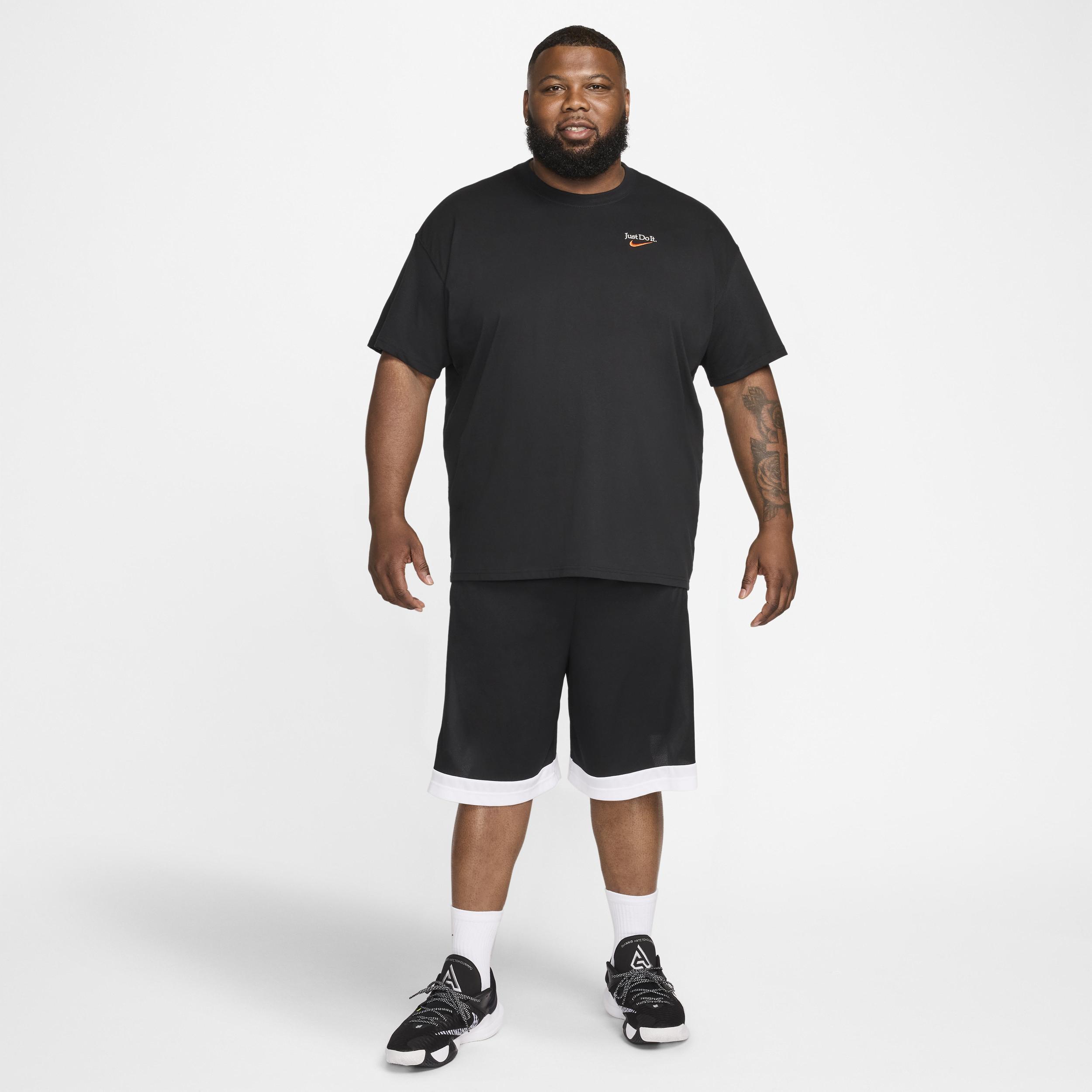 Nike Men's Max90 Basketball T-Shirt Product Image