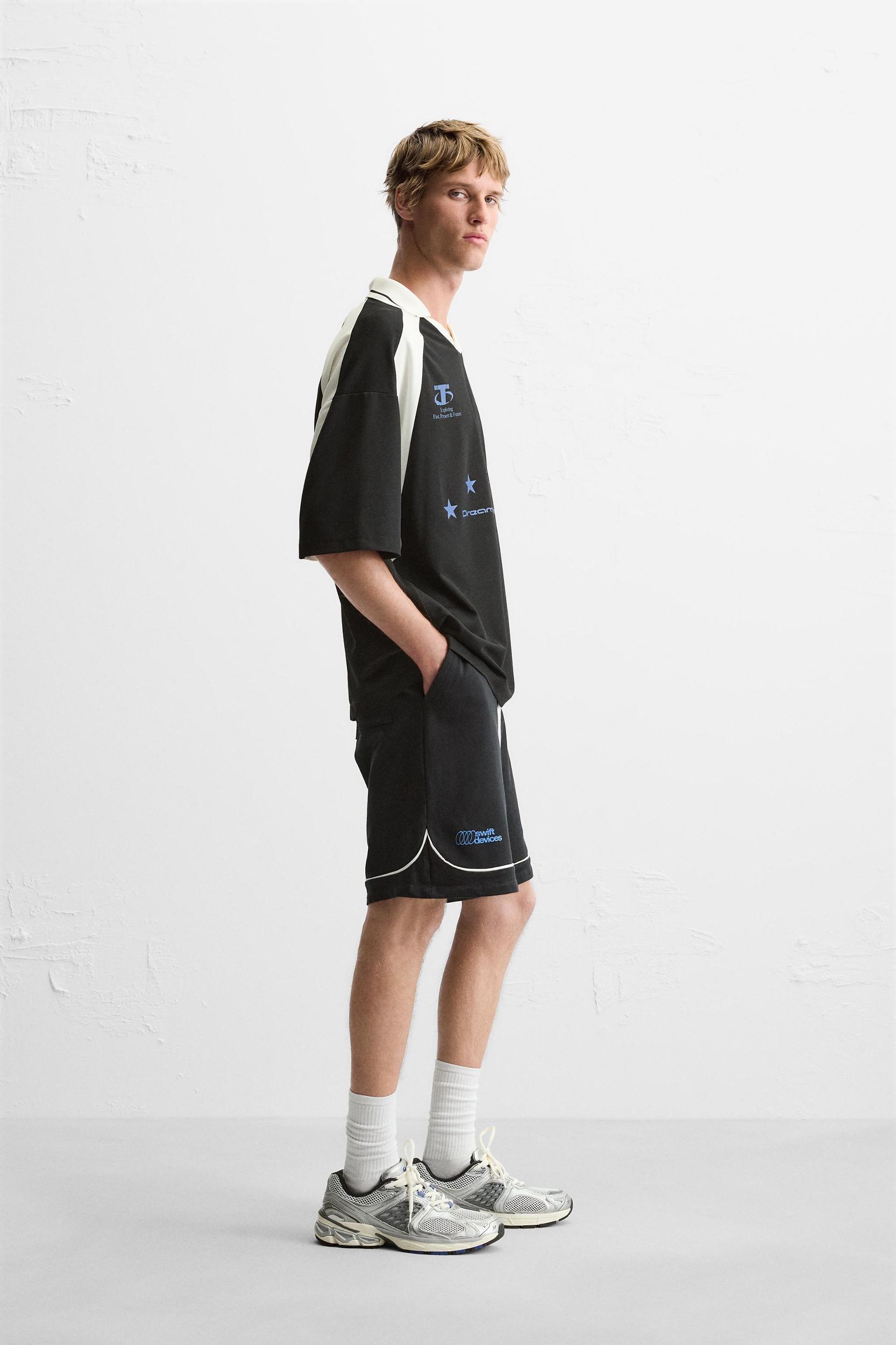 TEXT JOGGER SHORTS Product Image