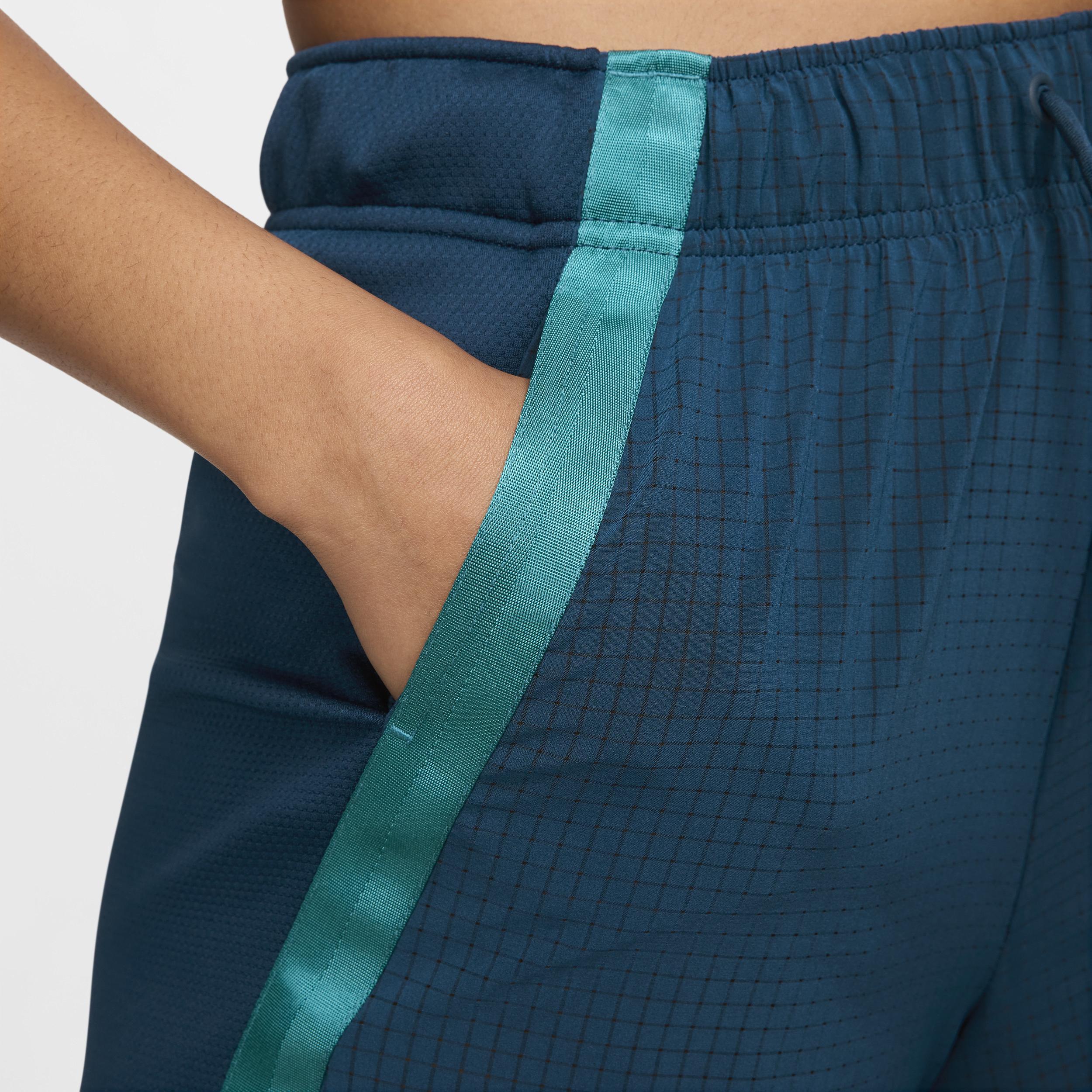 Nike Women's Sabrina Basketball Shorts Product Image