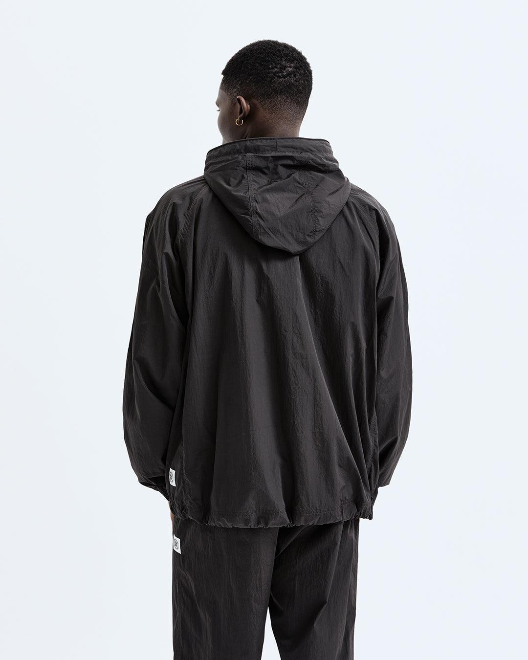 Crinkle Nylon Match Hooded Jacket Male Product Image
