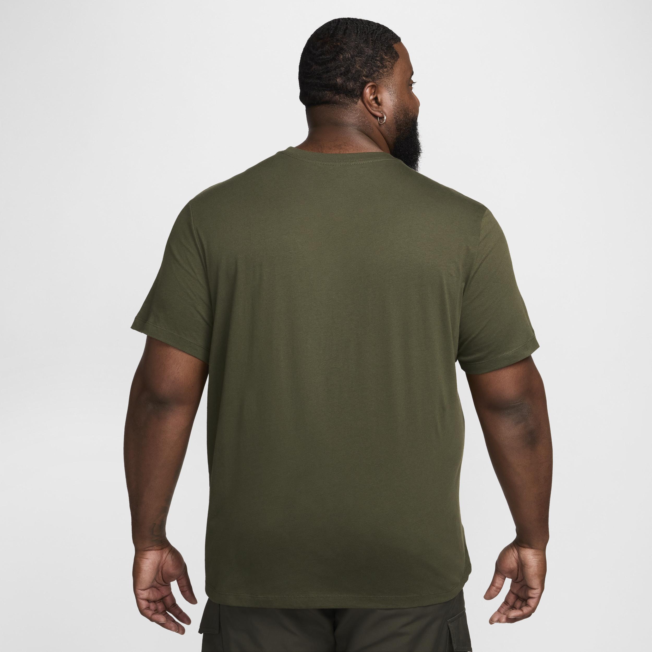 Nike Sportswear Men's T-Shirt Product Image