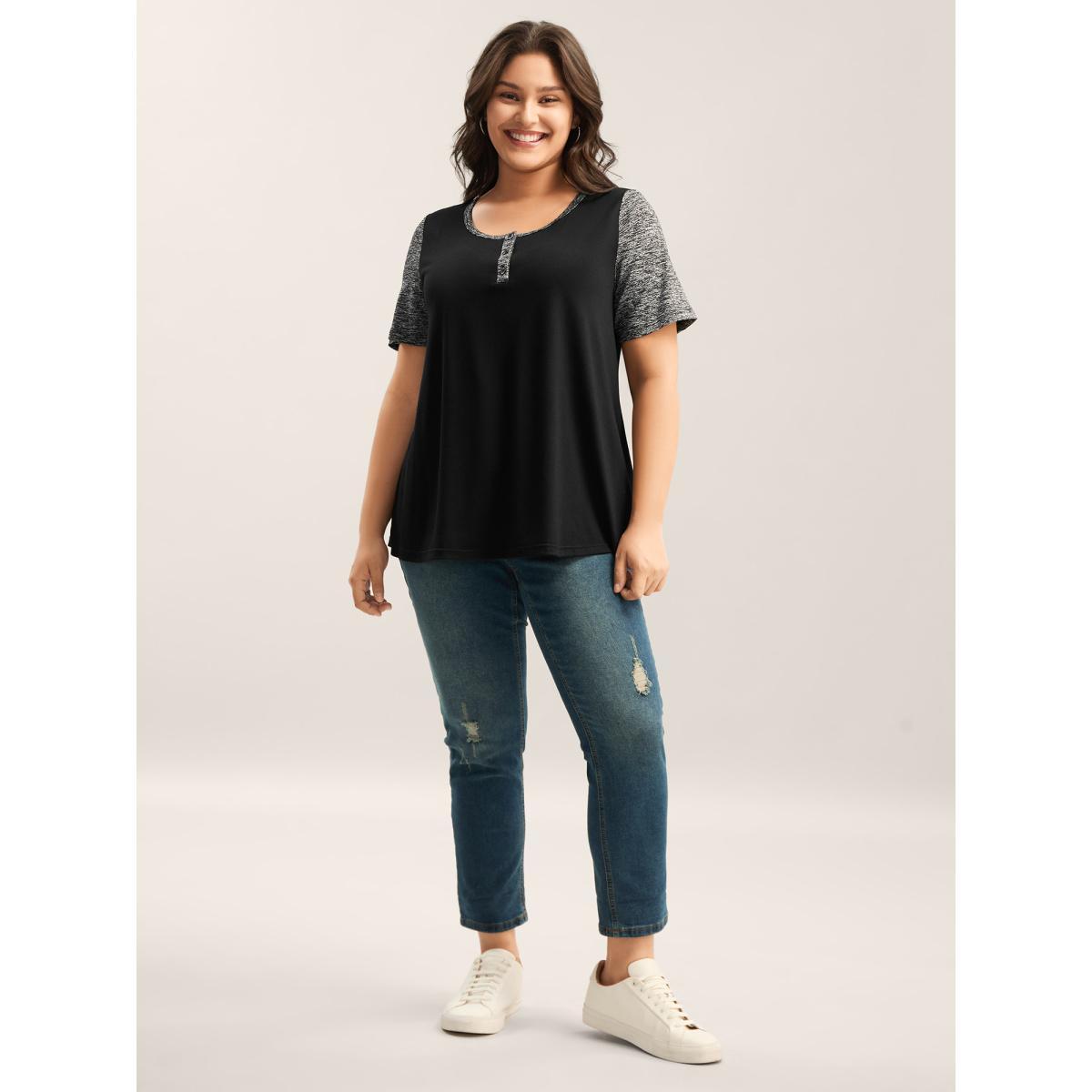 Plus Size Color Contrast Button Detail T-Shirt Black Women Contrast Round Neck Everyday-Casual T-shirts BloomChic 10/M Product Image