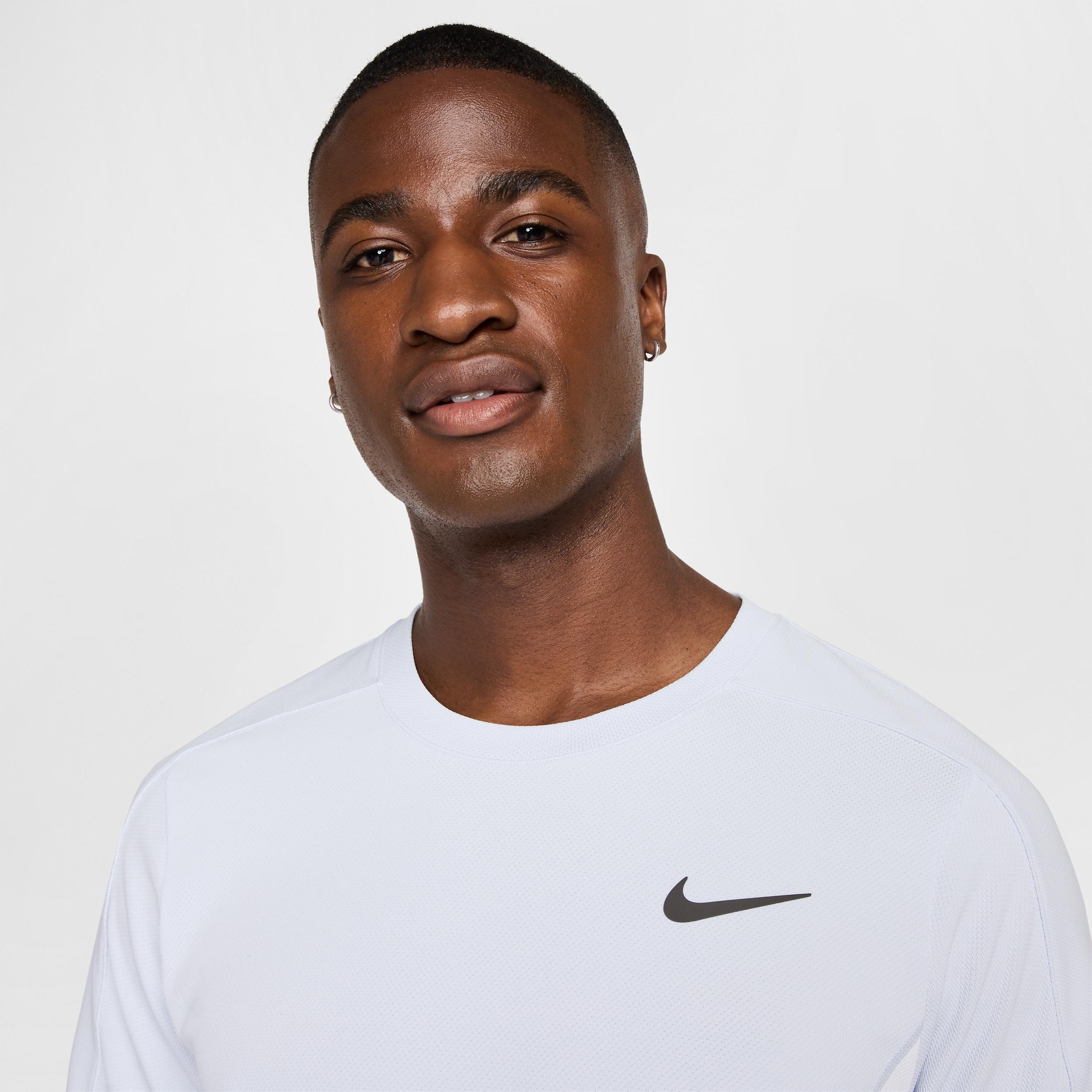 NikeCourt Slam Men's Dri-FIT Tennis Top Product Image