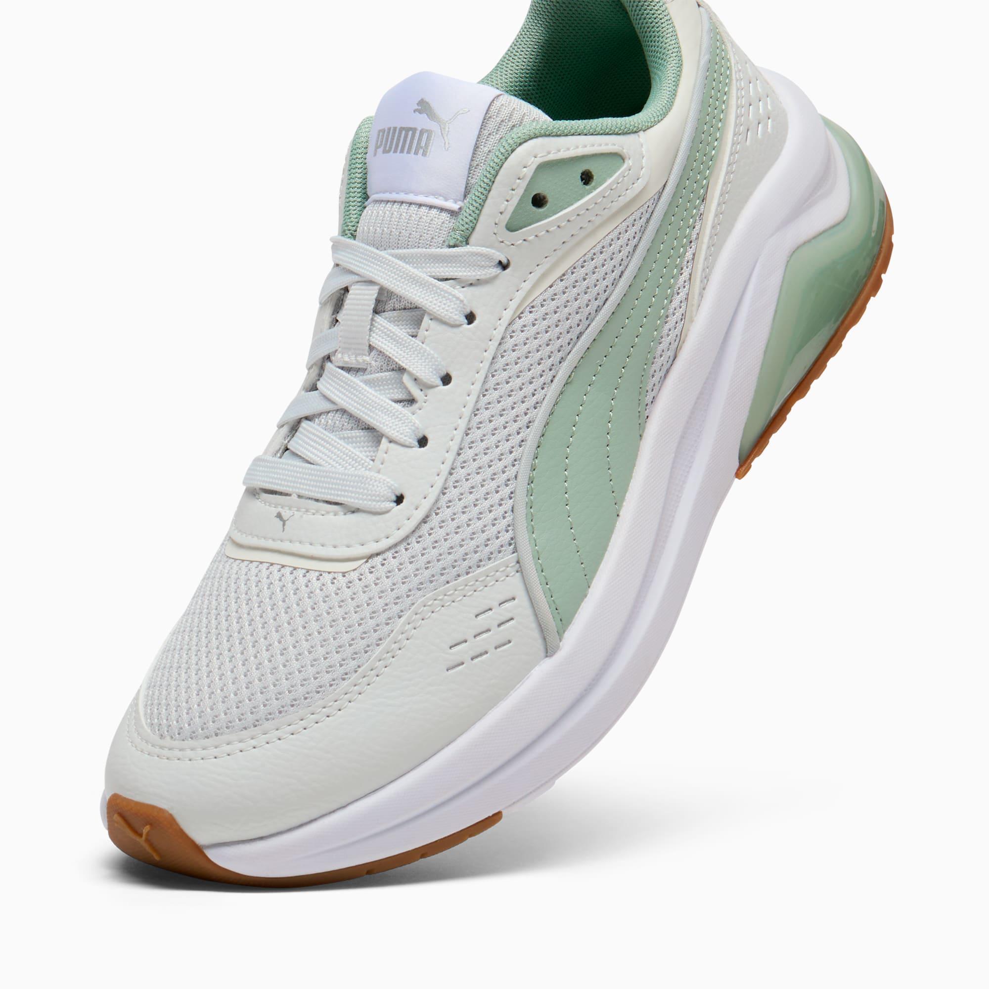 Amplifier Retro Women's Sneakers Product Image
