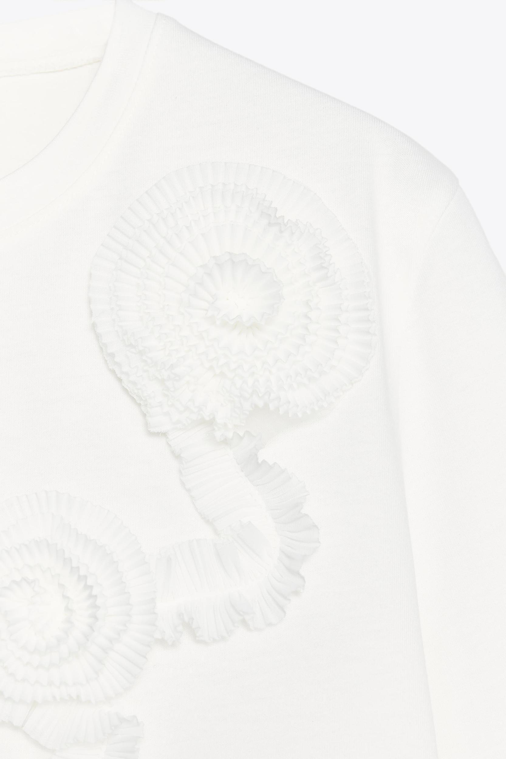 3D FLORAL T-SHIRT Product Image