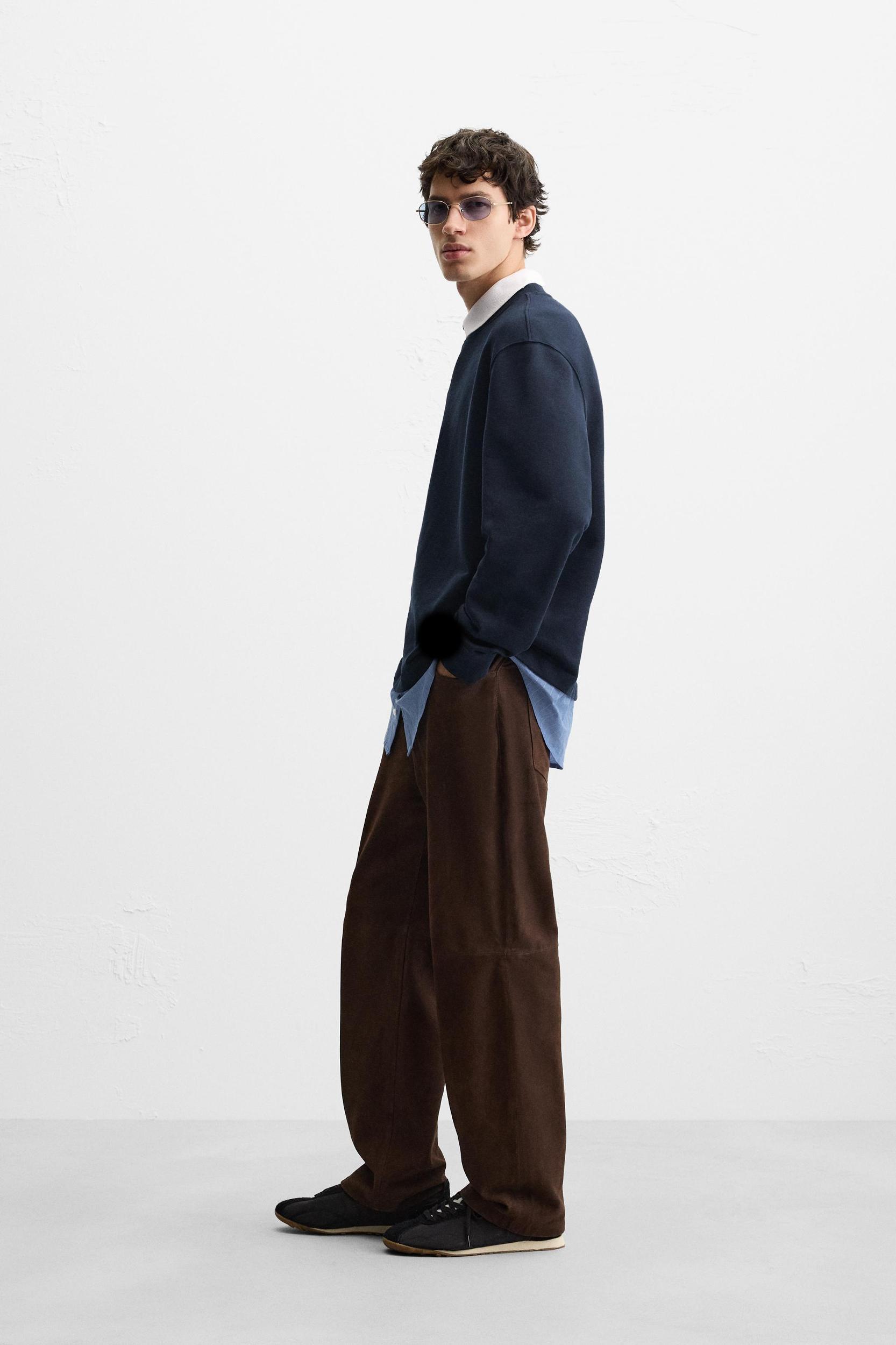 CONTRASTING HEM SWEATSHIRT Product Image