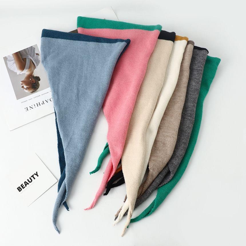Twill Triangle Knit Scarf Product Image