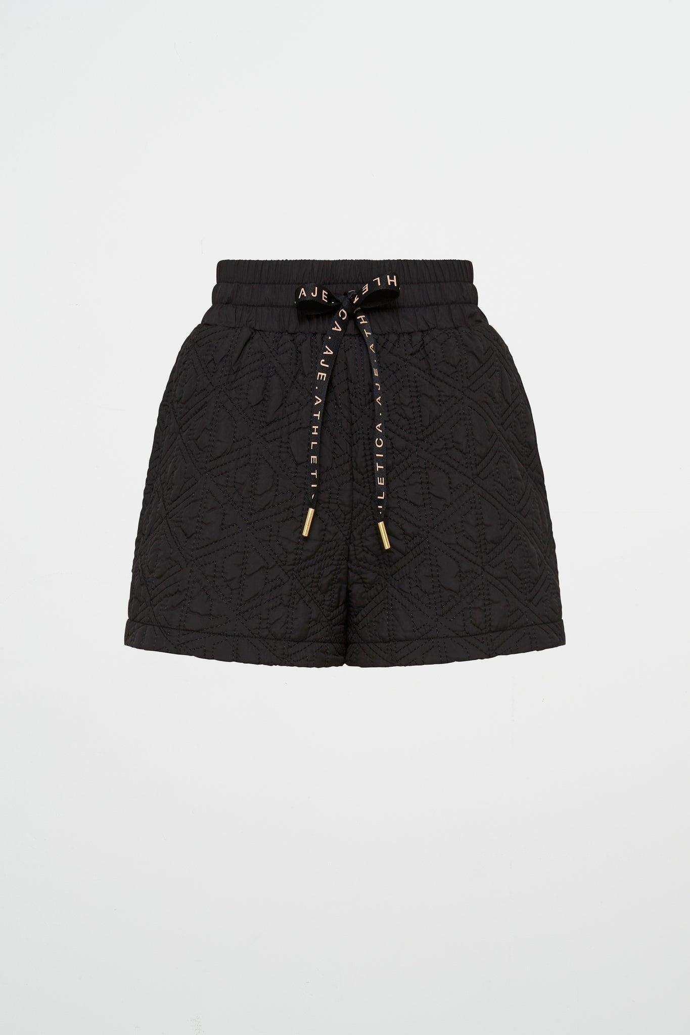 Quilted Logo Spray Shorts 623 Product Image