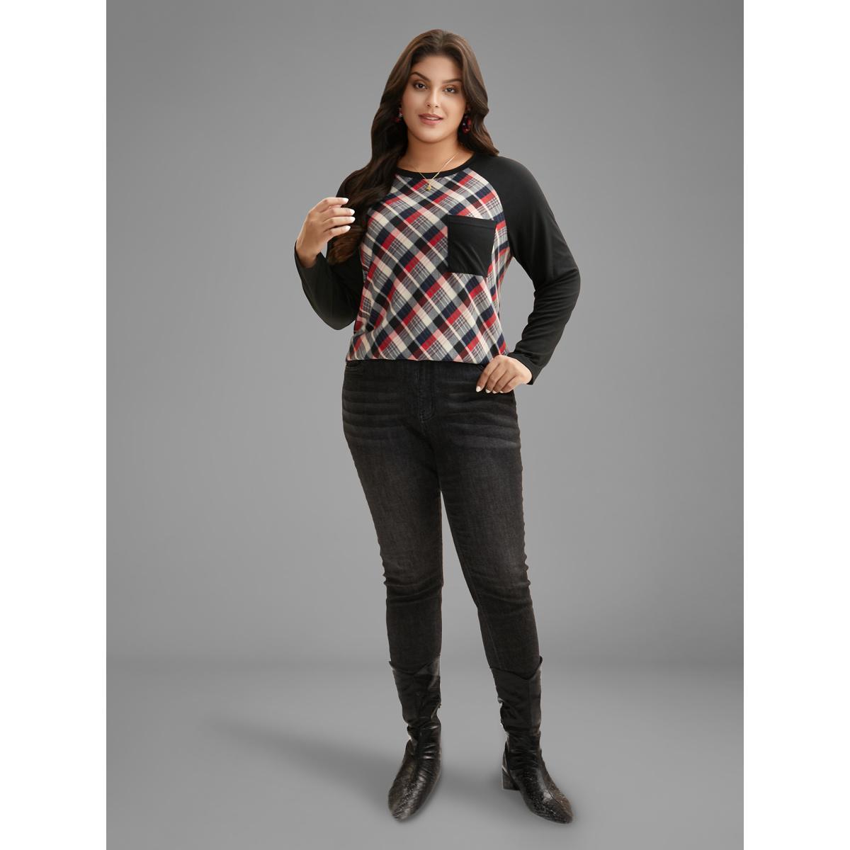 Plus Size Color-block Design Patch Pocket Tee Black Women Casual Contrast Round Neck Everyday T-shirts BloomChic 10/M Product Image