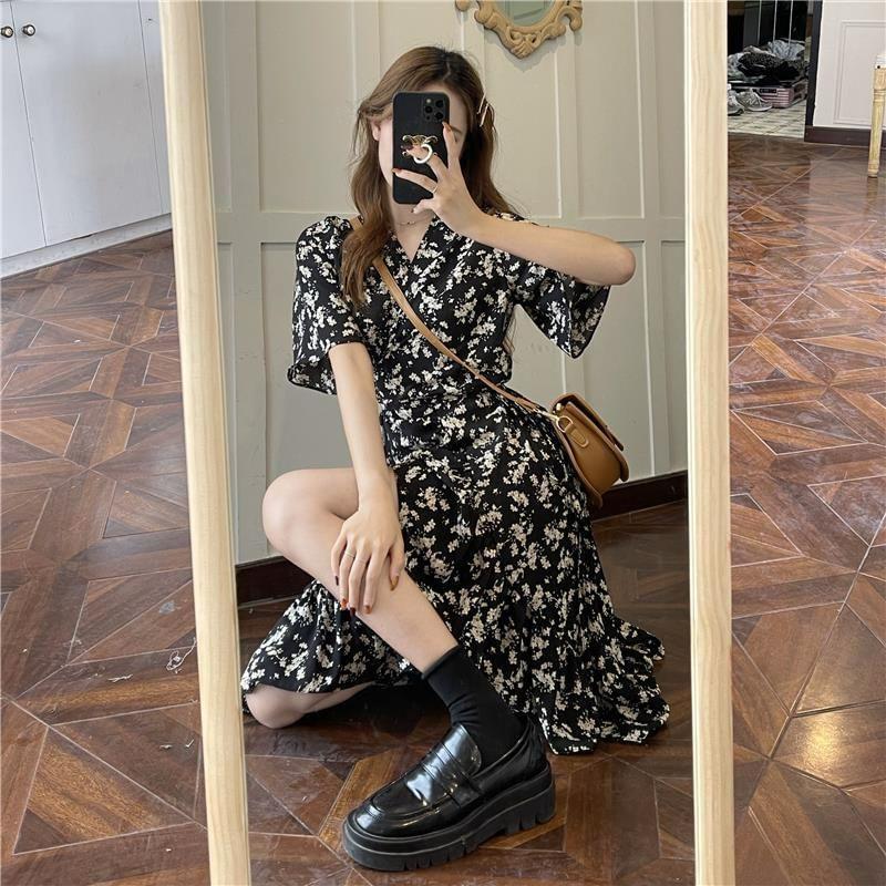 Short-Sleeve V-Neck Floral Print Ruffle High-Low A-Line Dress Product Image