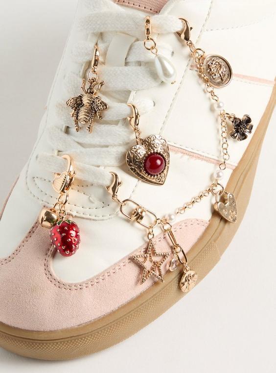 Shoe Charm Set Product Image