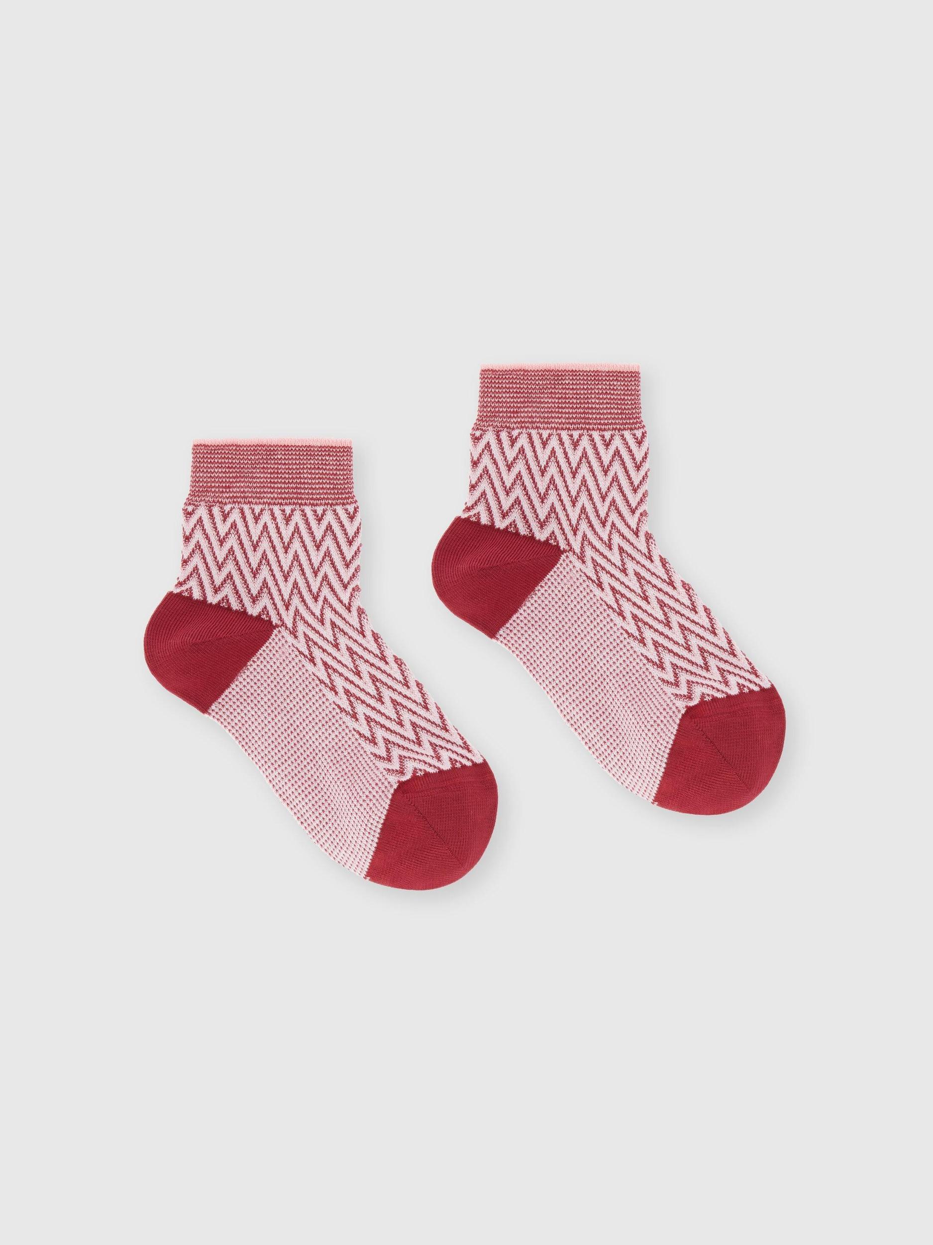 Short zig zag cotton socks Product Image