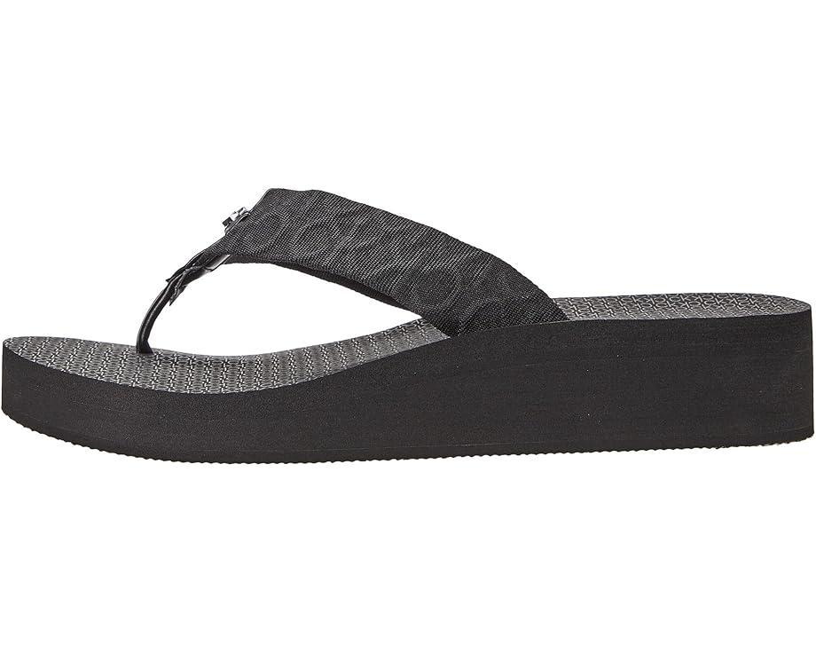 Women's Calvin Klein Meena Product Image
