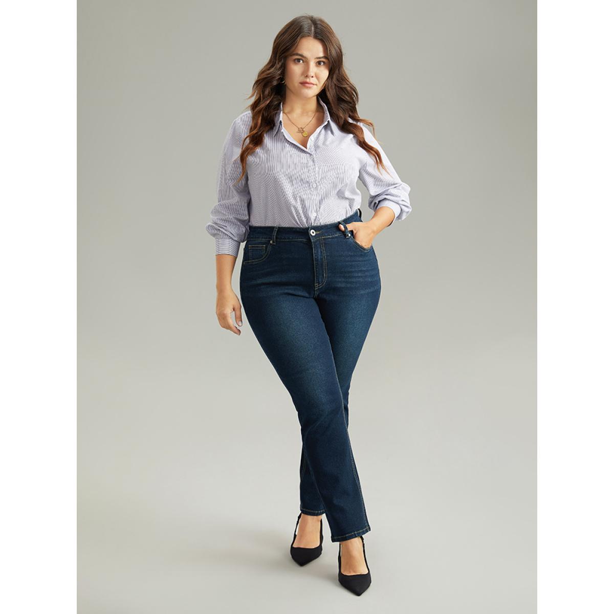Plus Size Straight Leg Dark Wash Zipper Fly Jeans Women Indigo Casual Plain Pocket High stretch Pocket Jeans BloomChic 26/4X Product Image