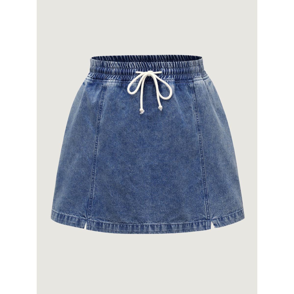 Plus Size Pull-On Drawstring Denim Skort Women Midblue No stretch Everyday-Casual Slanted pocket Denim Shorts BloomChic 28/5X Product Image