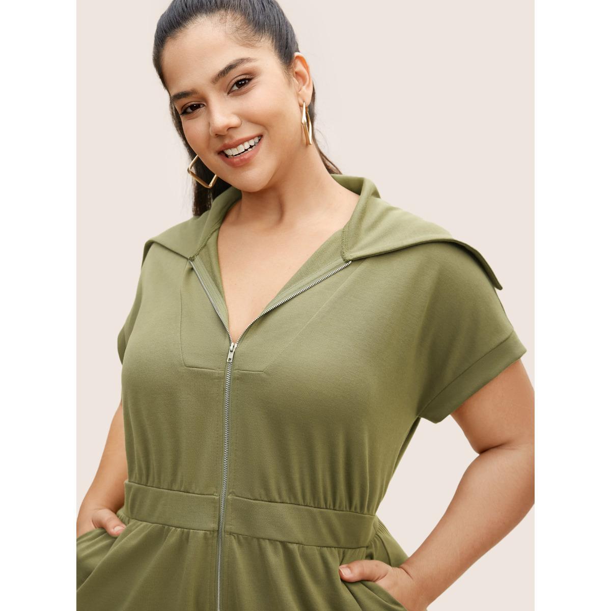 Plus Size Moss Plain Sailor Collar Half Zip Jumpsuit Women Casual Cap Sleeve Sailor Collar Everyday Loose Jumpsuits BloomChic 26/4X Product Image