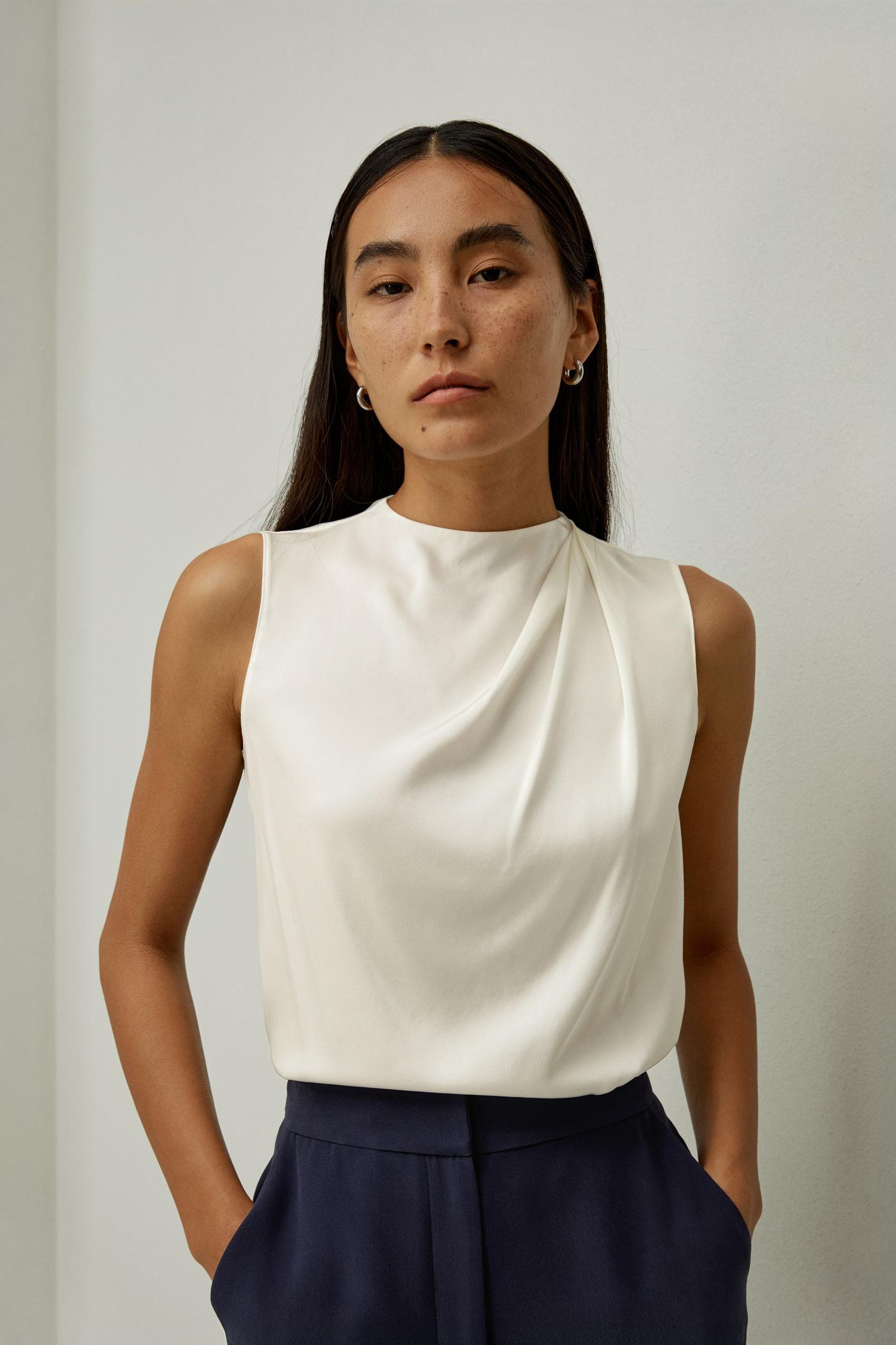 Sleeveless Minimalist Top Product Image