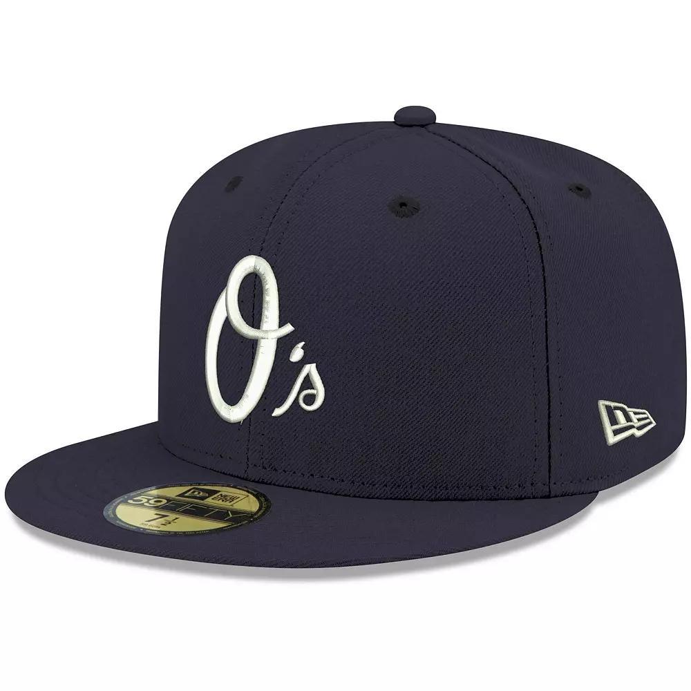 Men's New Era Black Miami Heat Black & White Logo 9FIFTY Adjustable Snapback Hat Product Image